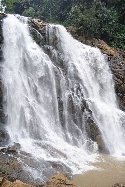 Meenmutty Waterfalls- Wayanad - Trip2kerala