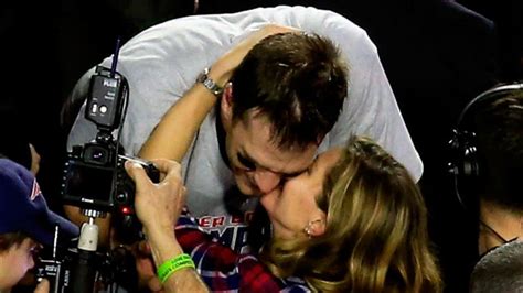 Gisele Celebrates Tom Bradys Super Bowl Win With An Adorable Kiss