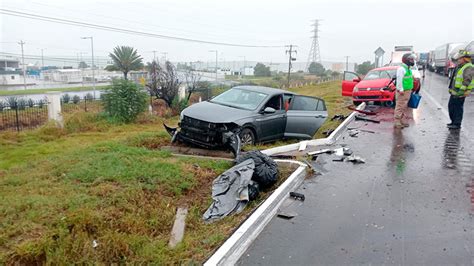 Se Registra Accidente Sobre La Autopista Apaseo El Grande Celaya