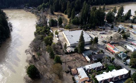 Russian River forecast to flood amid California storms