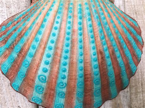 Handpainted Scallop Shell Shell Wall Decor Gifts Wall Etsy