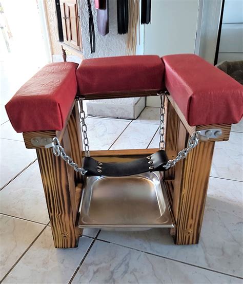 Queening Chair | Etsy
