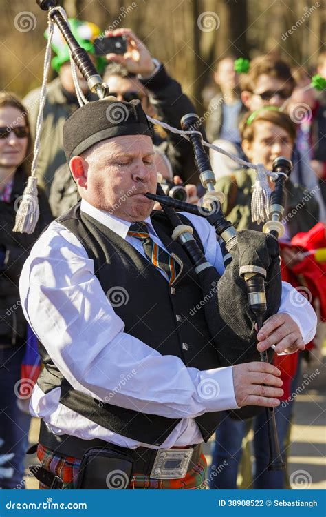 Senior Irish Bagpiper Editorial Photography Image Of Ireland 38908522