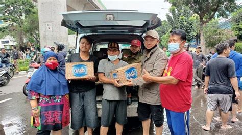 P2m2p Membantu Korban Banjir Di Tendean Jakarta Selatan