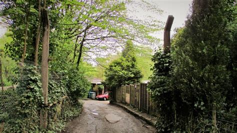 Dell Road North Entrance To Former WWII Kevin Waterhouse Cc By Sa