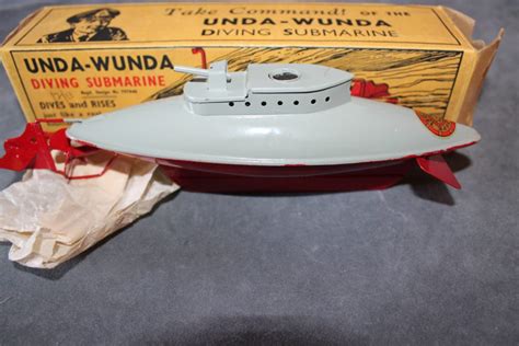 Sutcliffe Clockwork Unda Wunda Diving Submarine - Diecast