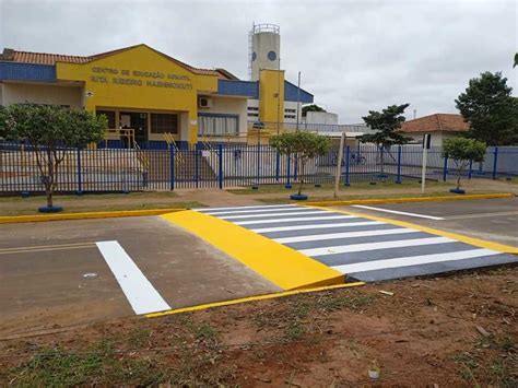 Faixas elevadas levam maior segurança às escolas de Nova Andradina