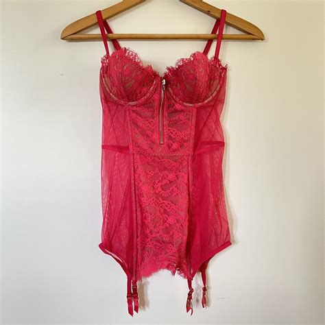 VICTORIAS SECRET Lingerie Red Lace GARTER BUSTIER COR Gem