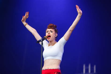 Kiesza Recreates Her 'Hideaway' Video on 'Letterman': Behind the Scenes ...