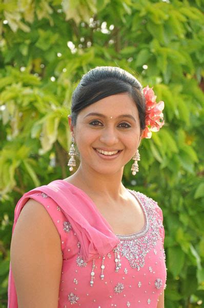 Senior Mallu Aunty Devayani Hot Saree Stills Mallu Joy