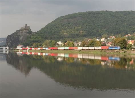 122 xxx zu sehen am 02 10 14 in Ústí nad Labem Střekov Bahnbilder de