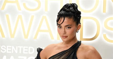 Gigi Hadid, Kylie Jenner and Kim Kardashian lead dazzling line-up at ...