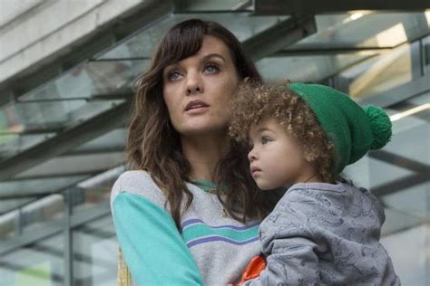 Smilf Cancelled Amid Probe Into Creator Frankie Shaw S Alleged Sexual Misconduct The