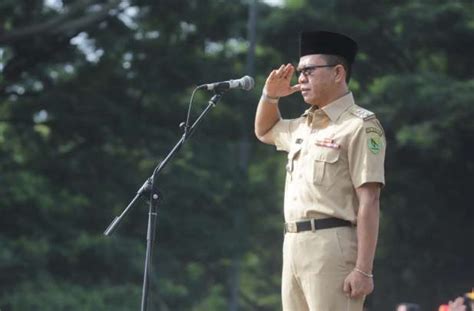 RRI Co Id Bupati Bandung Minta ASN Fokus Tingkatkan Kinerja Pelayanan