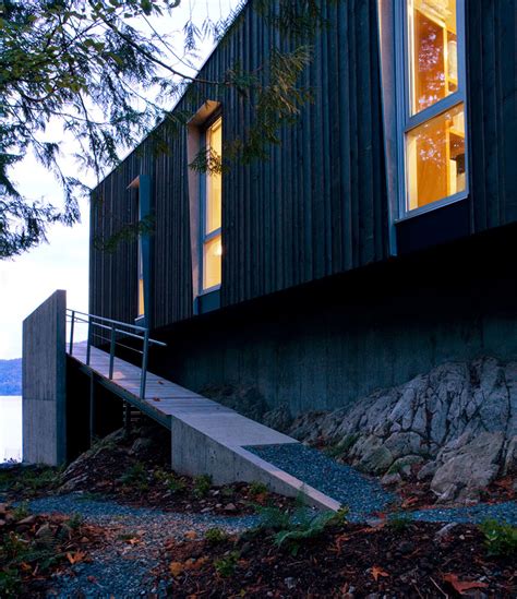 Gambier Island Gi Battersbyhowat Architects