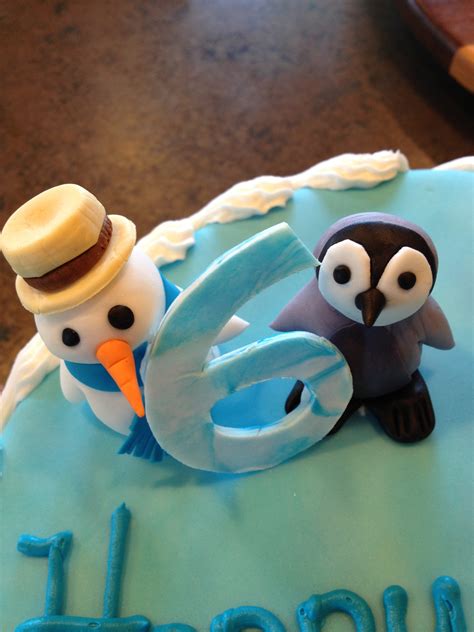 Penguin Cake - CakeCentral.com