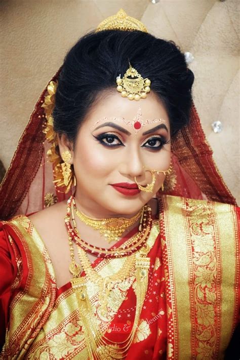 Bridal Makeup Bengali Bride Punjabi Bride Bengali Wedding Latest