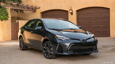 2017 Toyota Corolla Xse Falcon Gray Metallic Front Three Quarter