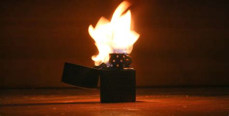 Zippo | Footwa