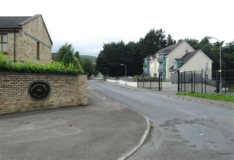 Heslips Lane Off Dublin Road Newry Eric Jones Cc By Sa