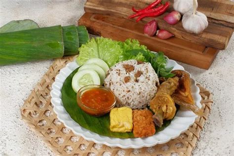 18 Makanan Khas Sunda Yang Enak Simple Dan Unik SultranzHoliday