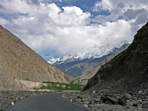 Worlds Beauty Gilgit Baltistan Katpana Village Rope Suspension