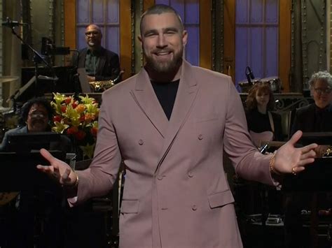 Travis Kelce Impresses Patrick Mahomes In 'SNL' Monologue - Celeb Jabber