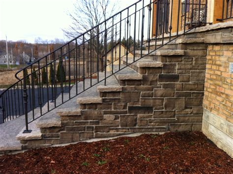 Stone staircase: materiality and luxury – Staircase design