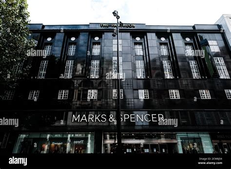 Marks And Spencer The Pantheon Hi Res Stock Photography And Images Alamy