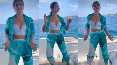 Pooja Hegde Nails Arabic Kuthu Challenge Shows Off Killer Dance