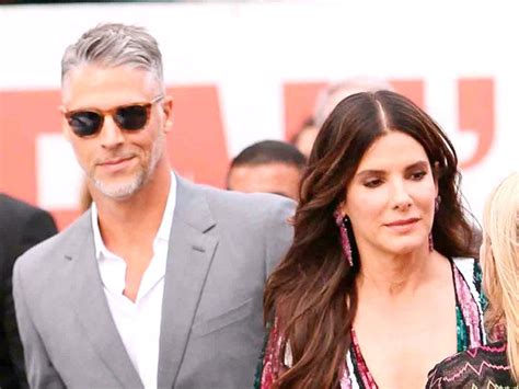 Muere A Los A Os Novio De Sandra Bullock