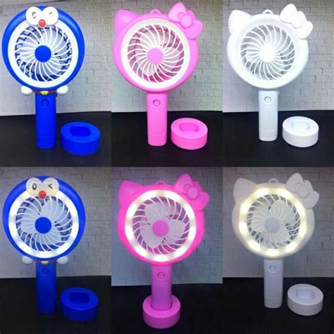 Jual Kipas Angin Tangan Standing Mini Fan LED Lampu Karakter Portable