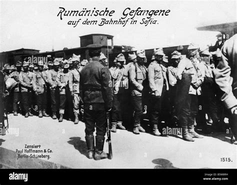 2 G55 K1 1916 LA PREMIÈRE GUERRE MONDIALE 18 prisonniers roumains c