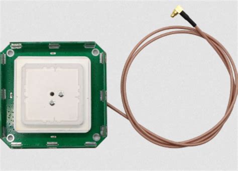 Satellitenantenne HX CUX014A Harxon Corporation GNSS L Band