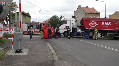 Tragiczny wypadek w Lubaniu Mężczyzna wciągnięty pod TIR a Lwówecki info