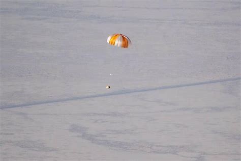 NASA to live stream asteroid sample's return to Earth this weekend