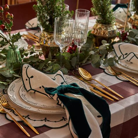 Deck The Table Creative Christmas Tablescape Ideas Youll Love