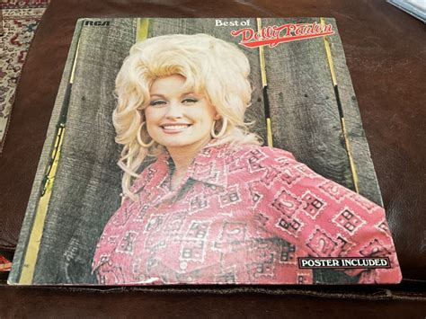 Dolly Parton “the Best Of” 1975 Vinyl Lp With Exc Poster Rca Ahl1