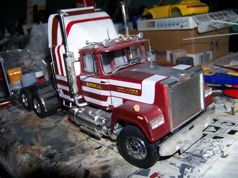 Mack Rw Superliner Scale Model - Mack Scale Model and Diecast Corner - BigMackTrucks.com