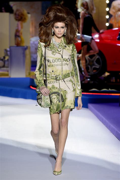 Moschino Rtw Fall Photos