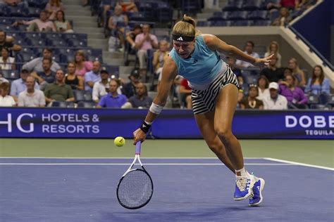 Muchova marches into US Open semis with win over Cirstea | FMT