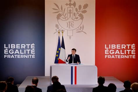 Emmanuel Macron Confirme La G N Ralisation Du Service National Universel