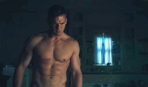 Alan Ritchson Workout