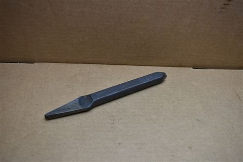 Ex Military 8 Engineers Cross Cut Cold Chisel 80205675 Gandm Tools