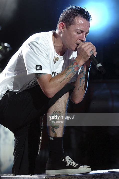 Chester Bennington Of Linkin Park During Linkin Park S Projekt