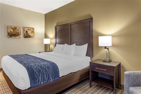 Comfort Inn St. Robert/Fort Leonard Wood $63 ($̶1̶0̶7̶). St Robert ...