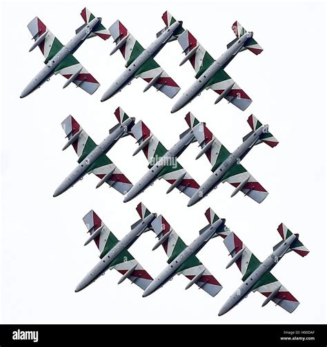 Frecce Tricolori Airforce Acrobatic Squad Aermacchi Mb Aircraft