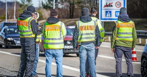 Njemačka uvodi kontrole na granicama Imat će pravo odbiti ulazak ljudi