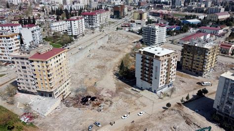 Kahramanmara Ta Ebrar Sitesi Nin Enkaz Kald R Ld