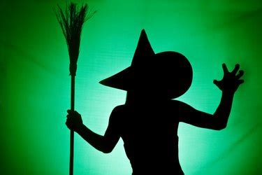 How To Make A Life Size Halloween Outdoor Witch EHow